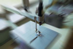 豊富な充填機を扱うアラハタフードマシン